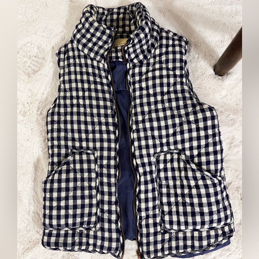 Blue and white checker vest   Size: small